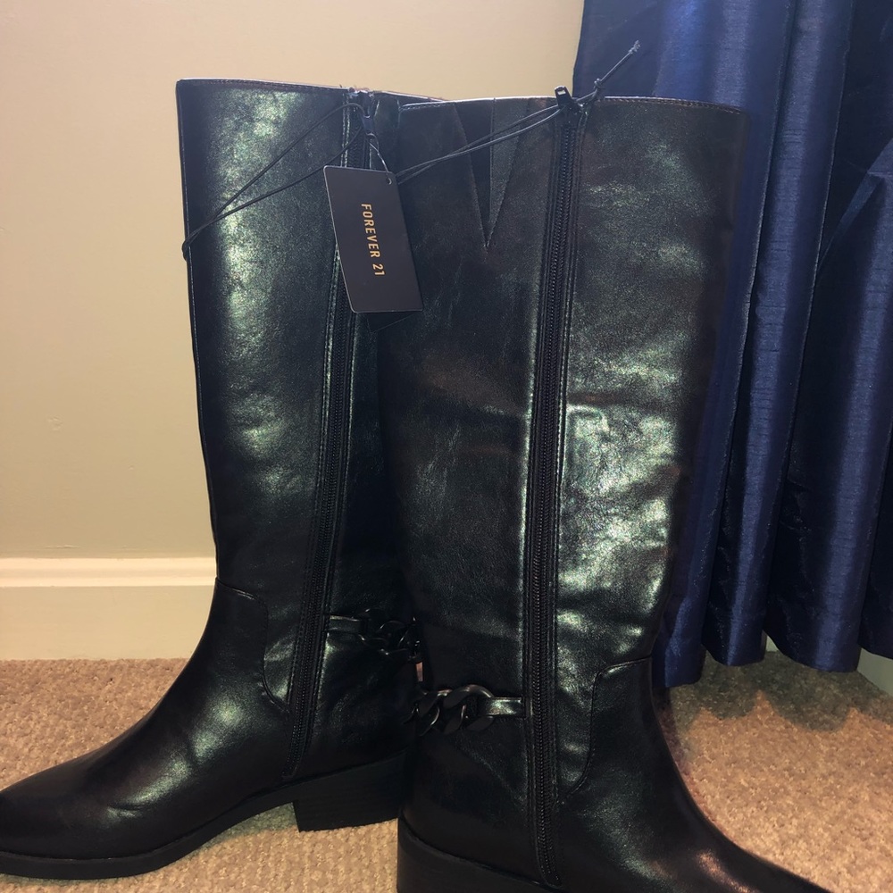 tall black boots